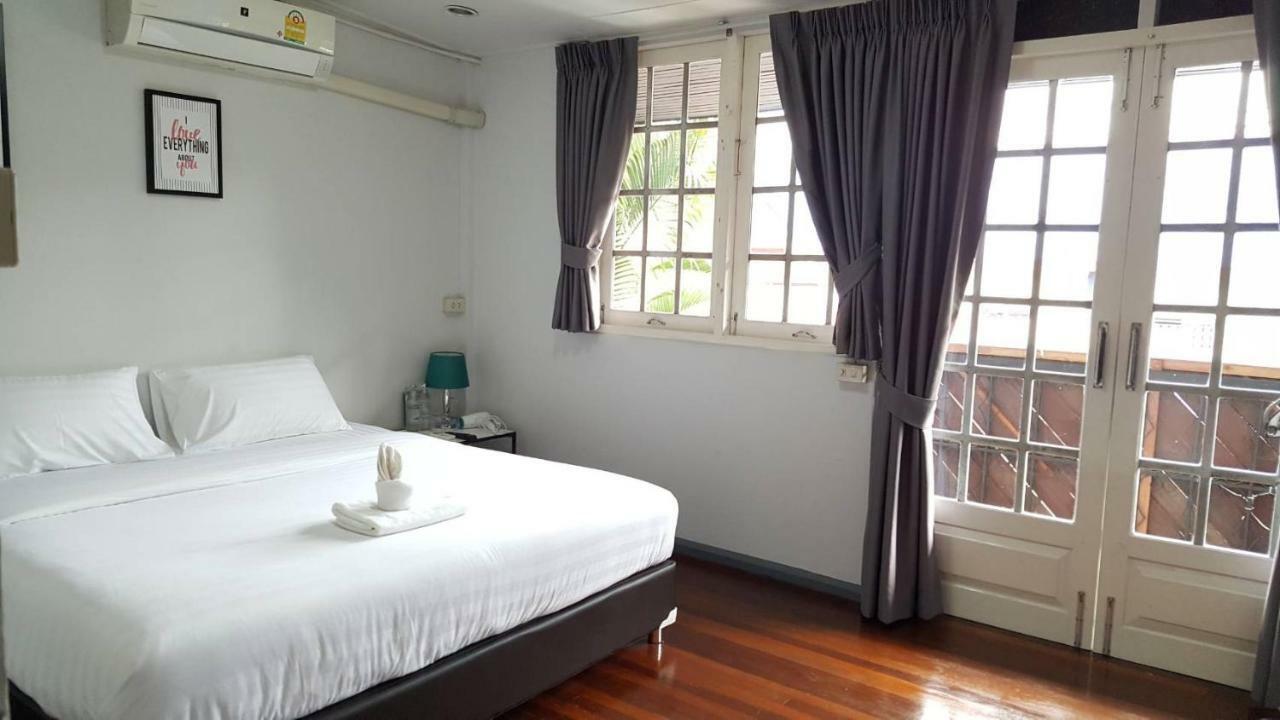 Maya Bed And Food Hostel Chiang Mai Exterior photo